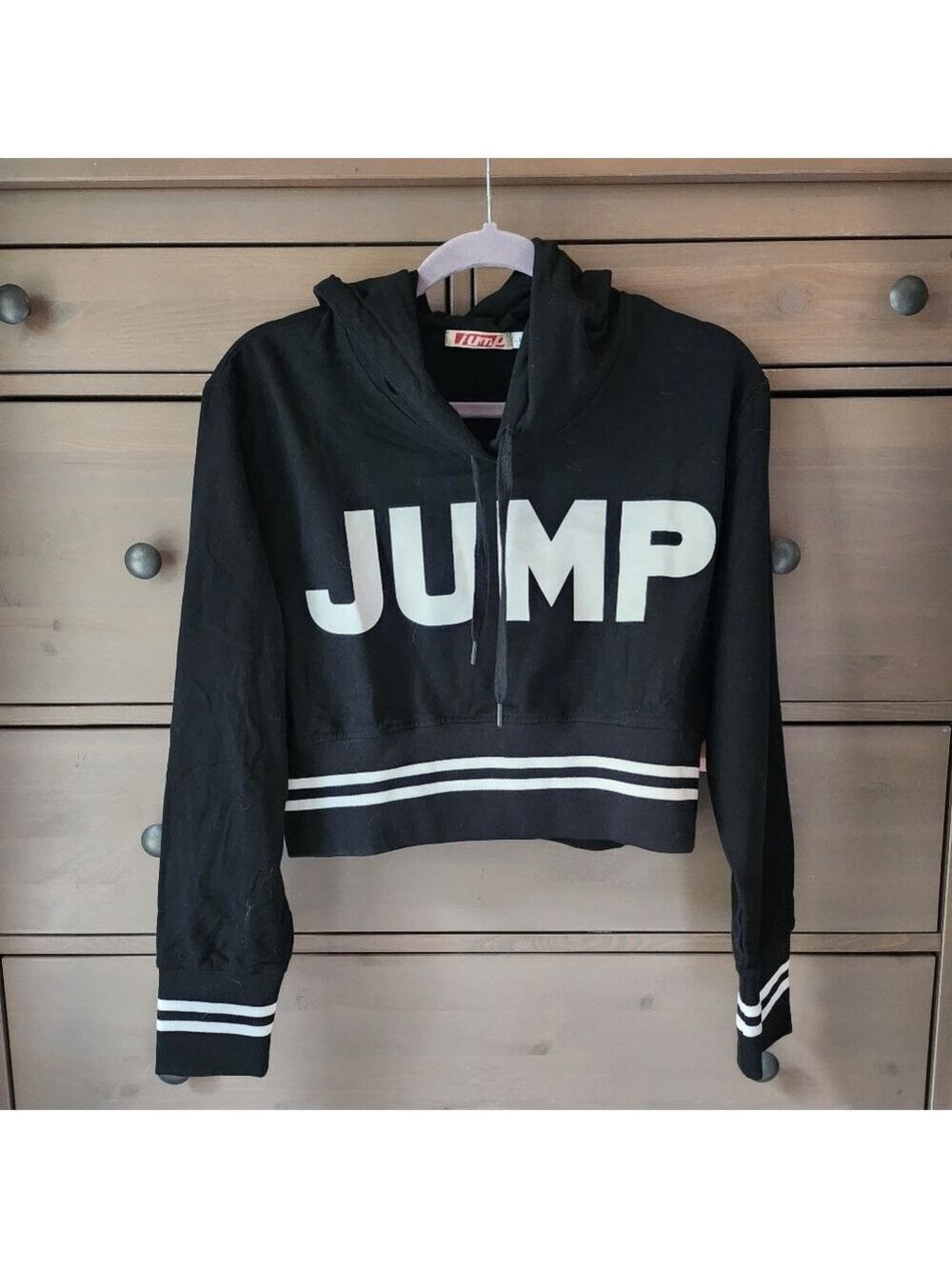 Black and White 'JUMP' Hoodie Size Large #basketball #vollyball #trackandfield